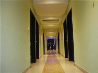 Treebo Shivam Near Singapore Mall Hotel