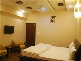 Treebo Shivam Near Singapore Mall Hotel Lucknow