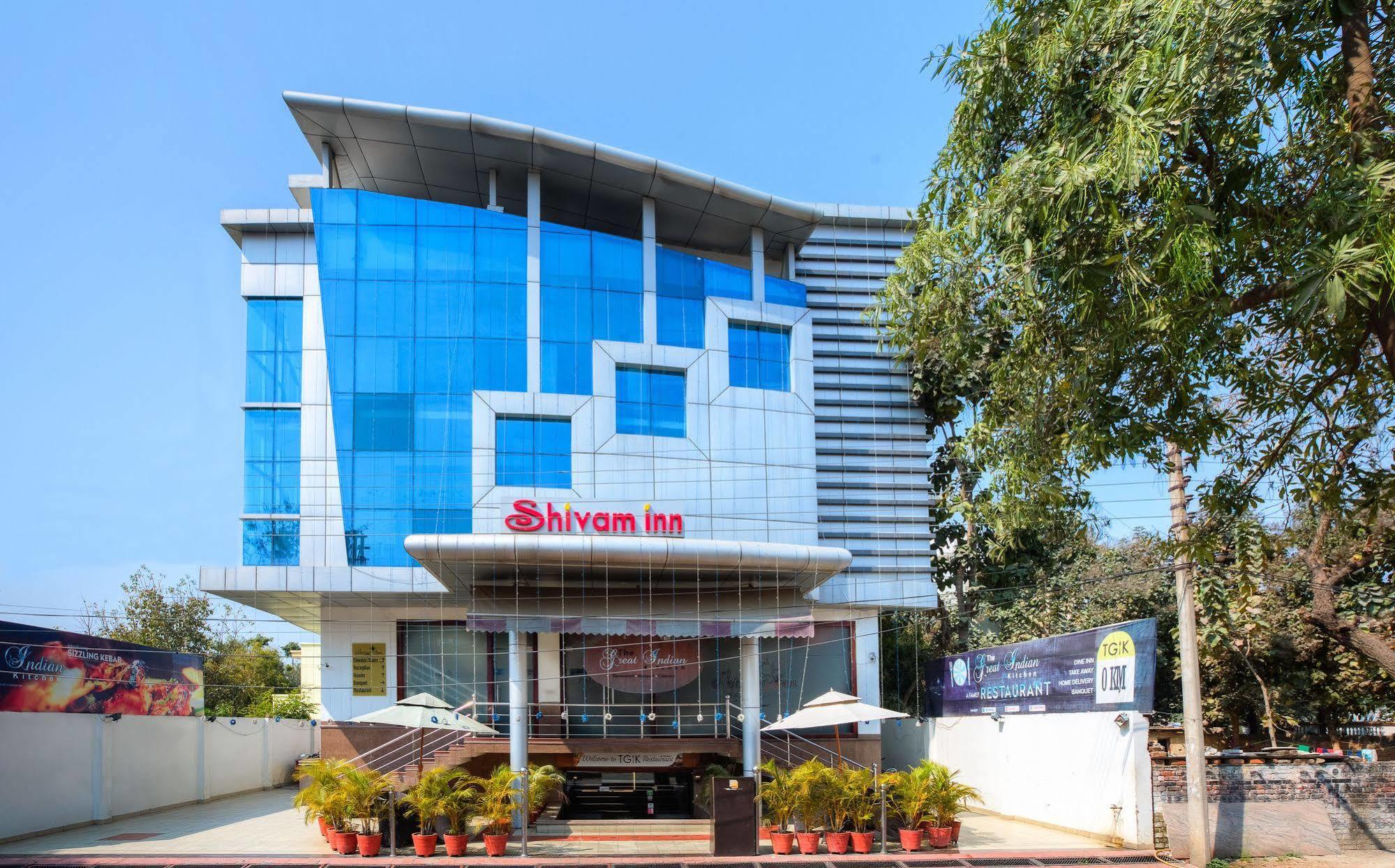 Hotel Treebo Shivam Near Singapore Mall Lucknow